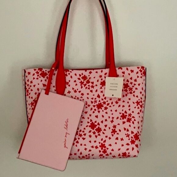 KATE SPADE NWT LOVE SHACK SMALL REVERSIBLE TOTE BAG WITH DETACHABLE WRISTLET - Picture 4 of 13